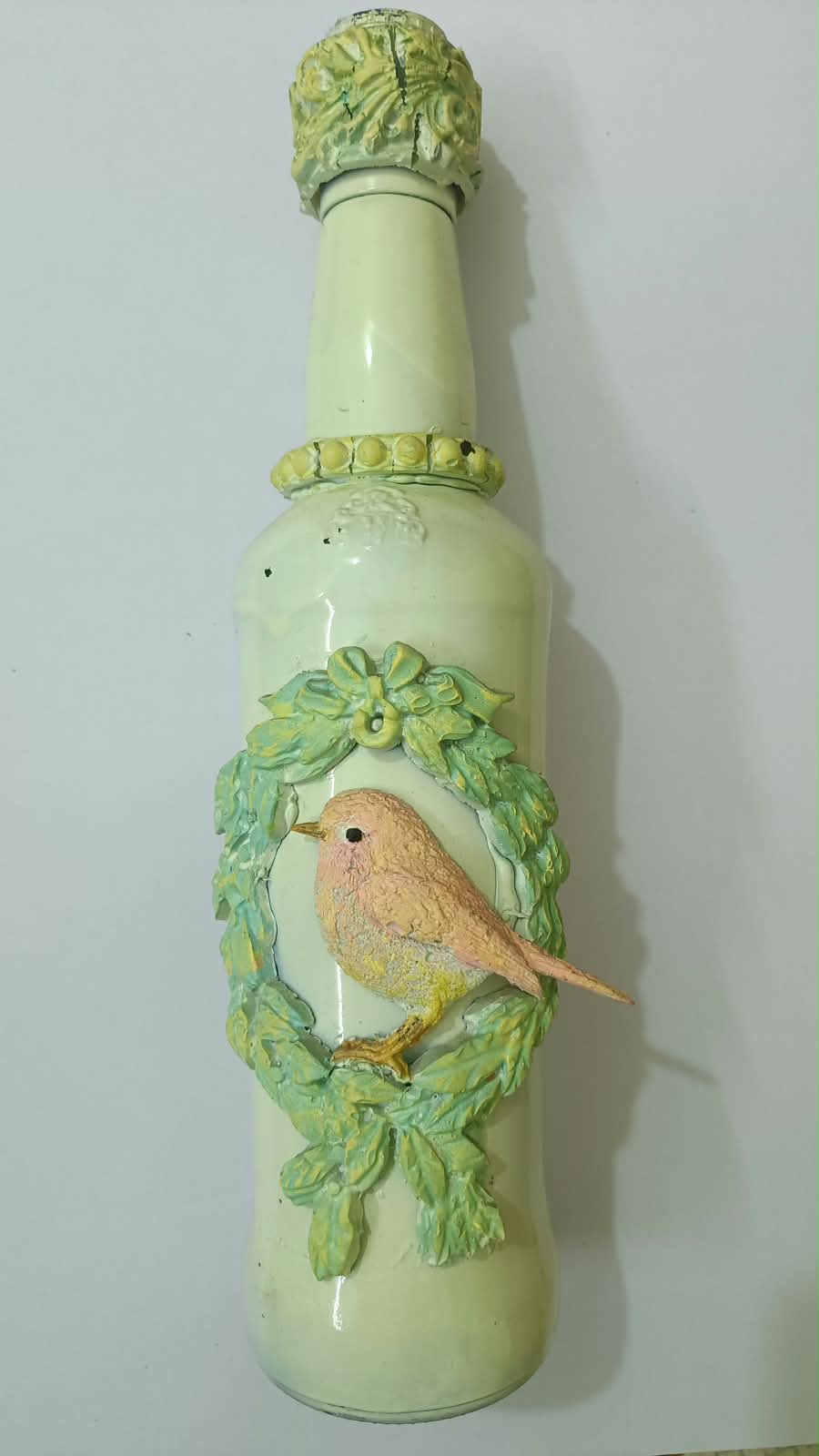 ANTIQUE FLOWER VASE 11